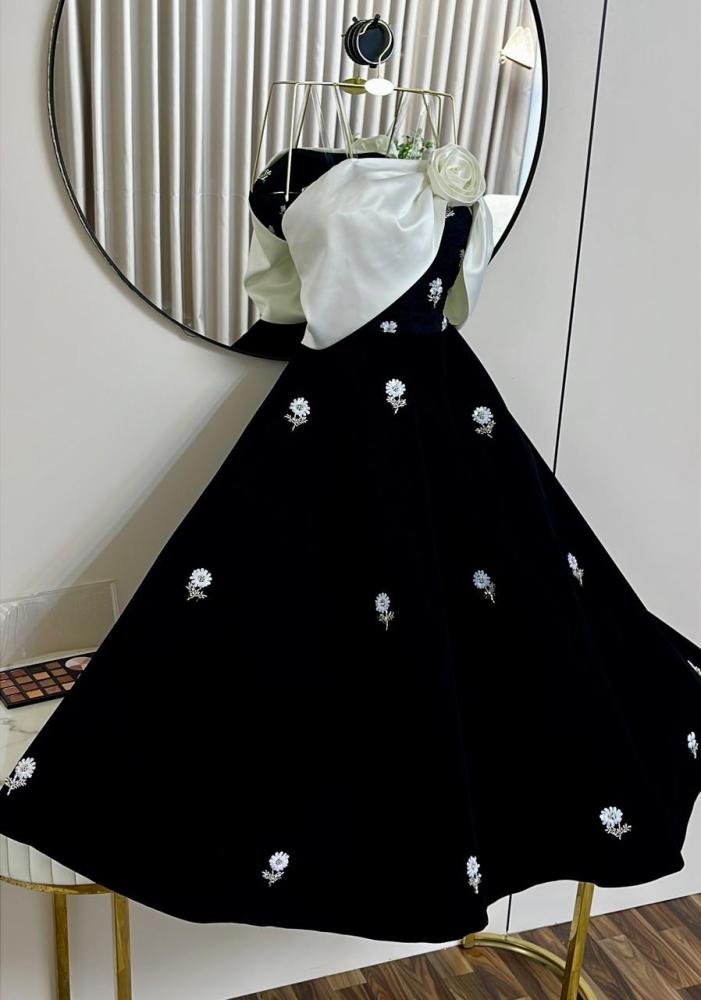 Evening dress black color pure wool original first class with hand embroidery luxurious from Jewel store TR LF D