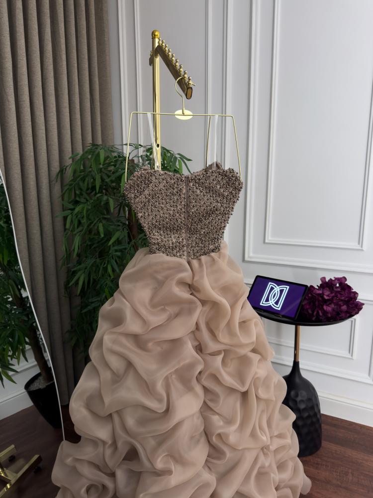 Evening dress, chest, hand embroidery, flared, gazar, from Jewel Store D