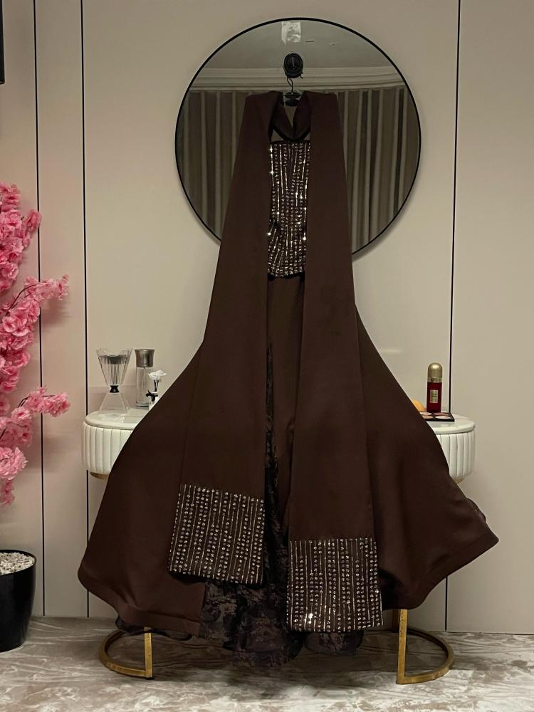 Evening dress in Barbie brown color with beads and lace from Huwara MN store