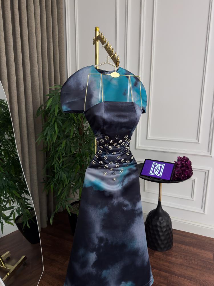 فستان اللون  كحلي ميكادو برنت تطريز   من متجر  جوهره D