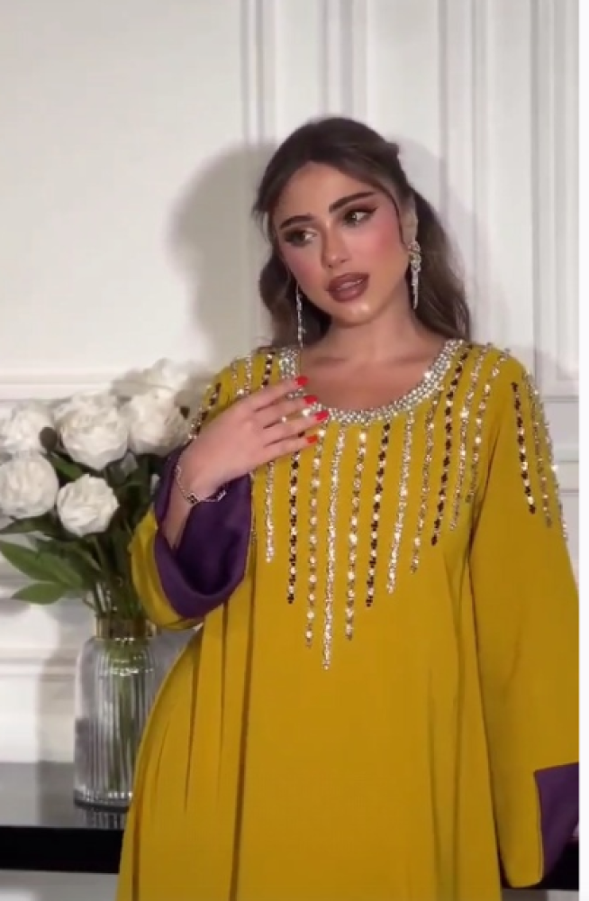 Elegant abaya, color khaki, fabric, with embroidery.