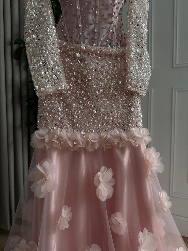 Evening dress in flesh color with beaded embroidery, crystal flower embroidery, cut lace, beaded tulle, tulle, from Jowhara MN D LA store