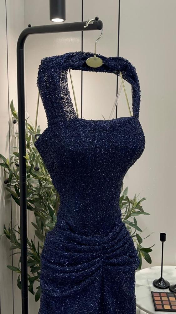 Evening dress in navy color, evening dress with bead embroidery from Jawhara LF store