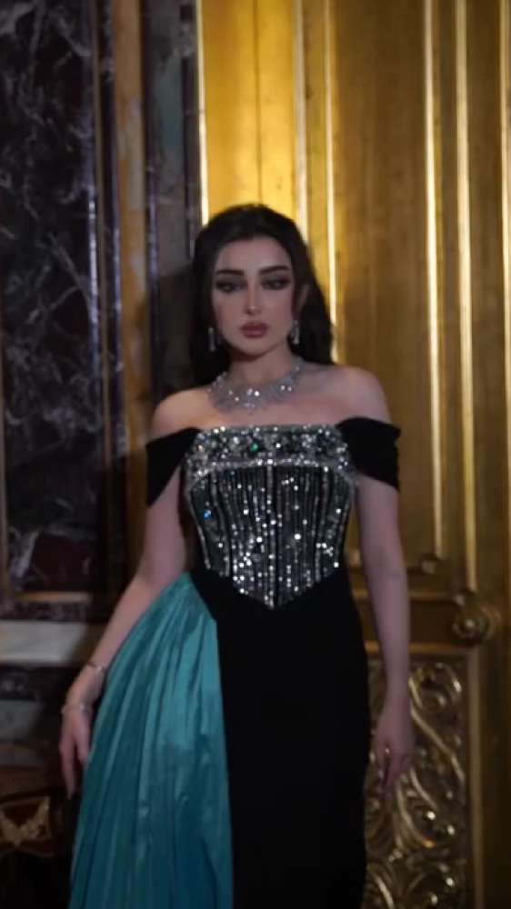 فستان سهره اللون اسود   من   متجر جوهره EF