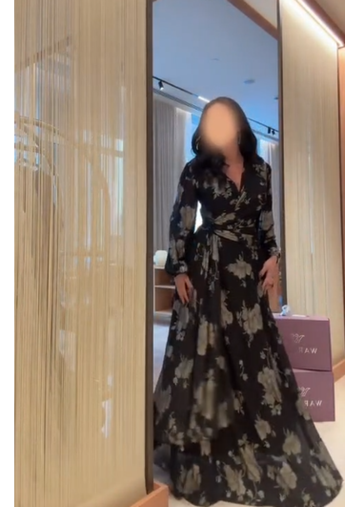 فستان  اللون اسود تل برنت  فصوص من متجر  جوهره LA