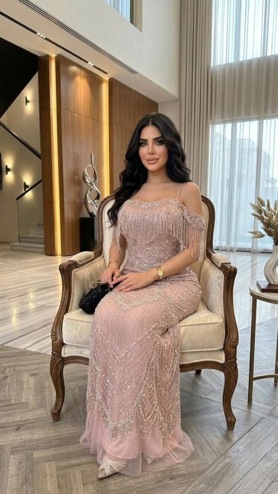 فستان سهره اللون   لحمي كلفه سهره ب هدب مبطن بتفته استرتش  من متجر جوهره LF