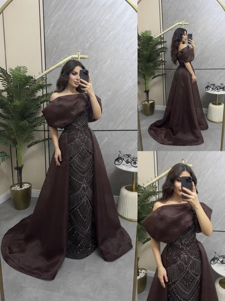 فستان سهره اللون بني و بيج  شيفون مطرز ذيل اورجنزى  من متجر جوهره AR