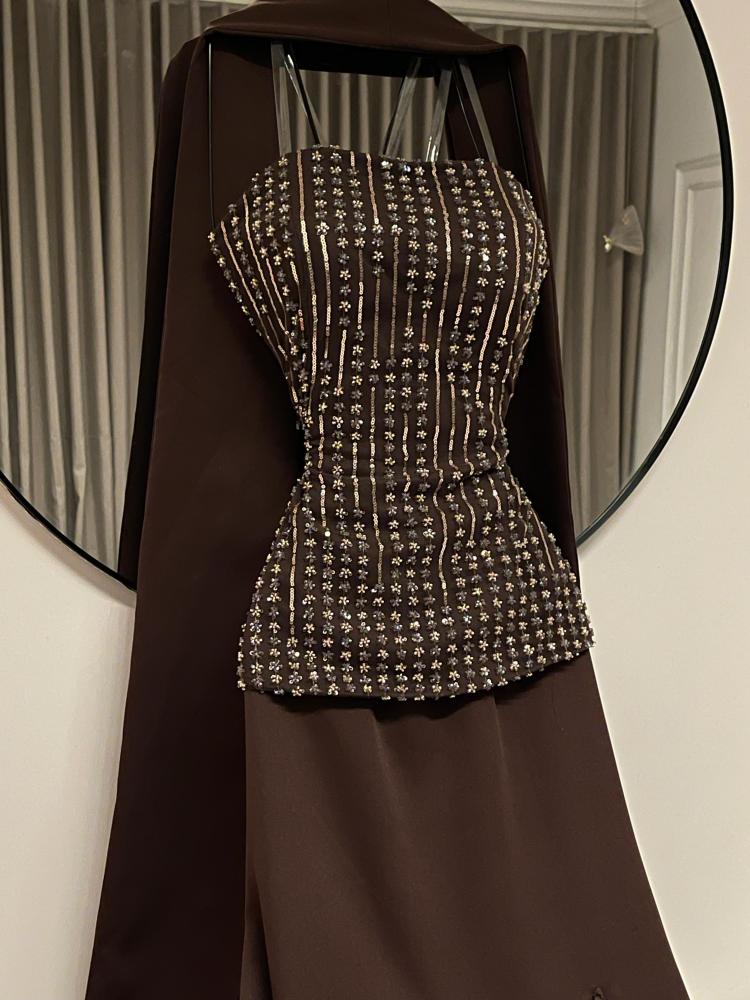 Evening dress in Barbie brown color with beads and lace from Huwara MN store