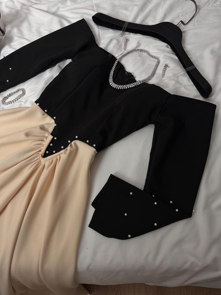 Elegant dress, material Barbie, lining loop, black on white, QN AT