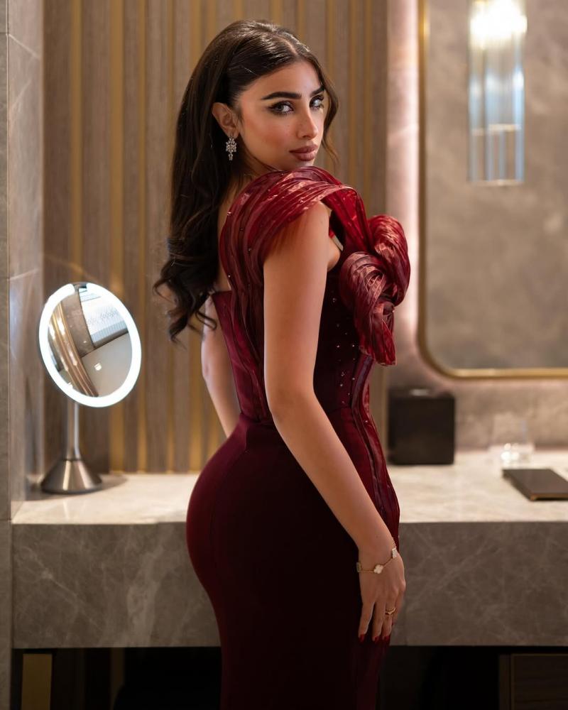 فستان سهره برغندي من متجر جوهره MN