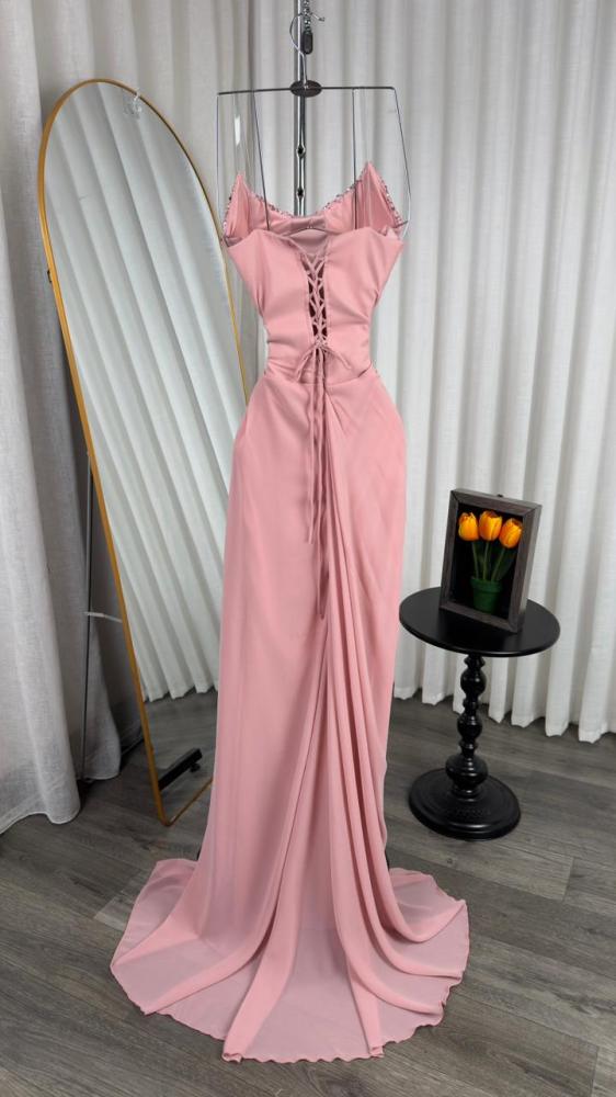 Evening dress in nude color chiffon with sequins on the chest from Jewel Store FD