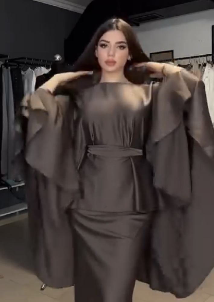 فستان سهره  اللون  بني  باربي   من متجر  جوهره  FR