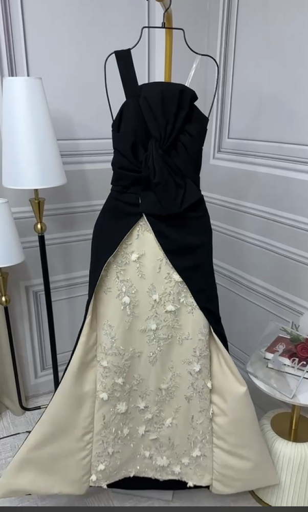 فستان  سهره  اللون اسود  LV
