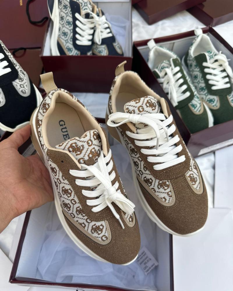 احذية  سبورت  GUESS من متجر جوهره