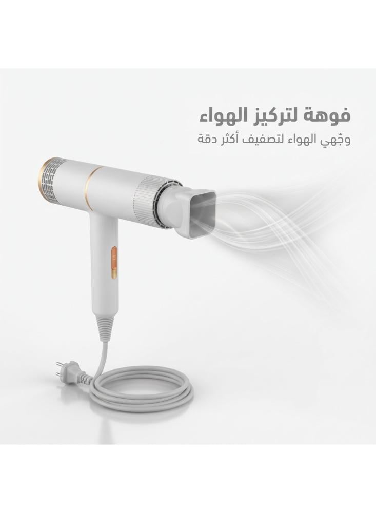 سشوار دنكس DX1348 مع فوهة تركيز، مجرى توربيني سريع لتجفيف أسرع، هواء حار وبارد، حرارة مريحة، سلك 1.6 متر، تصميم خفيف على شكل T، أبيض