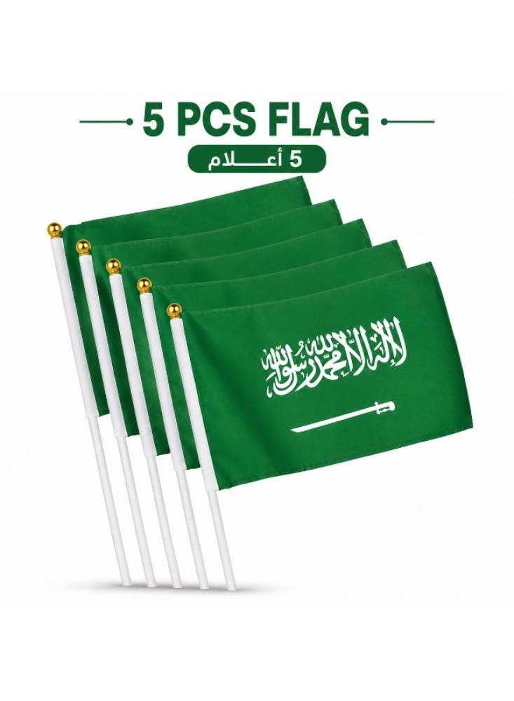 طقم أعلام سعودية صغيرة لليوم الوطني 5 قطع بعصا بلاستيكية