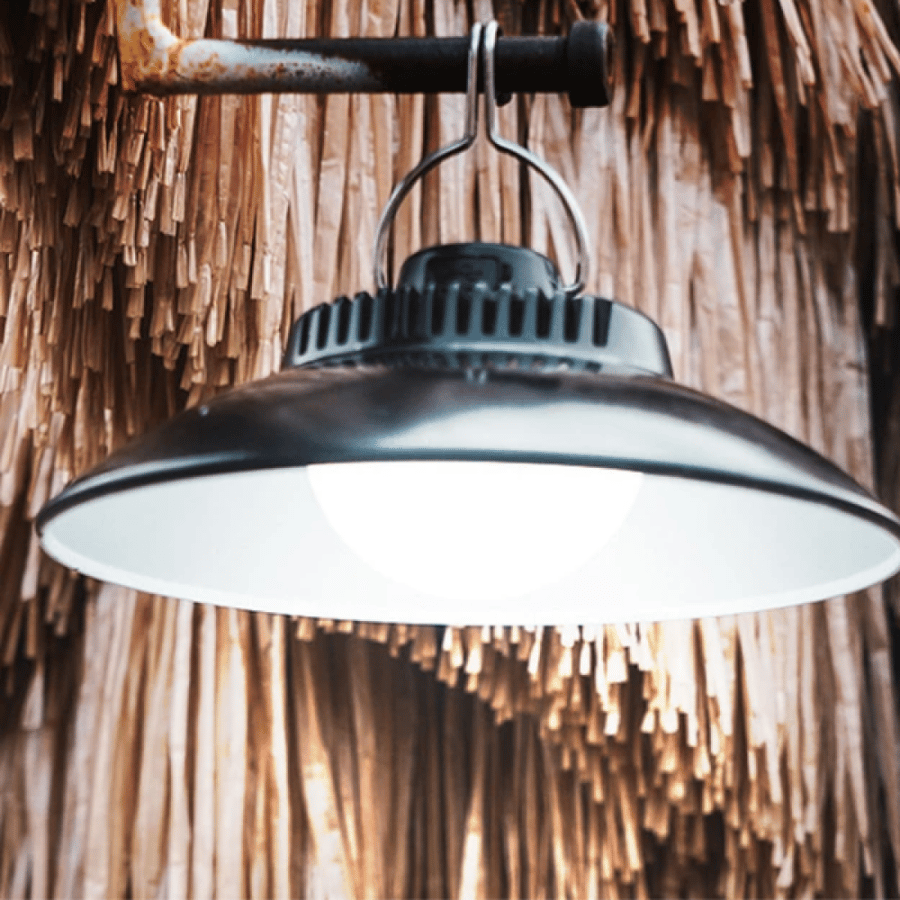 مصباح LED للتخييم