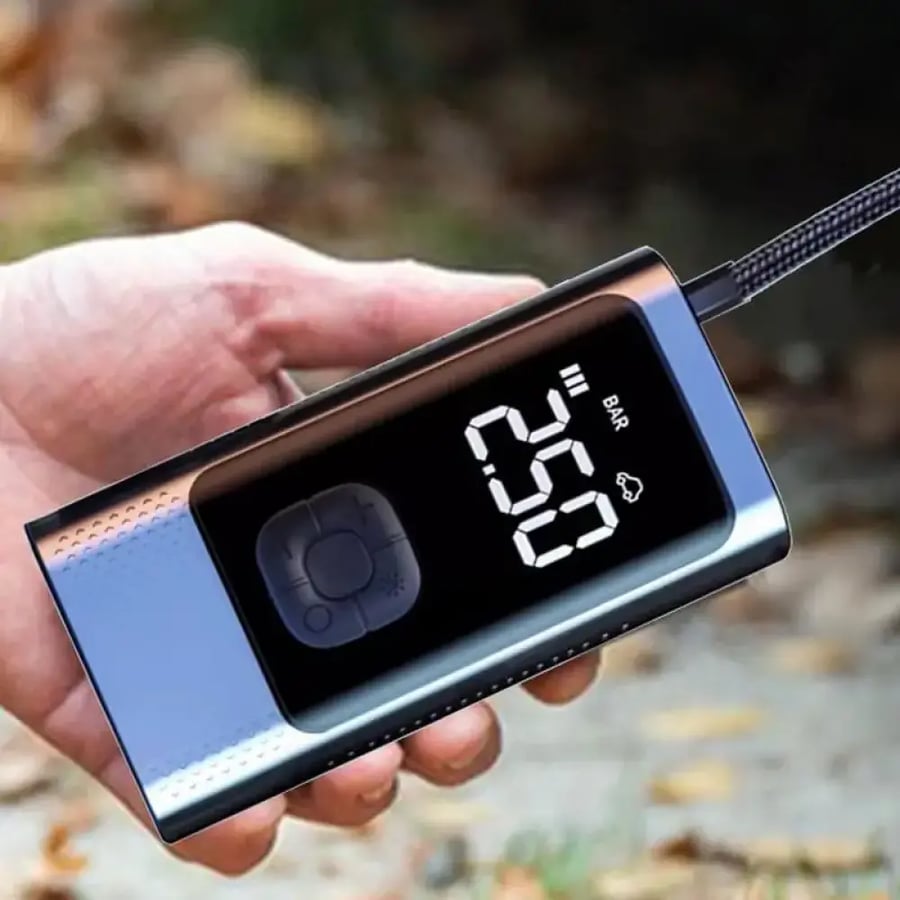 مضخة هواء لاسلكية محمولة للسيارة مع شاشة LCD