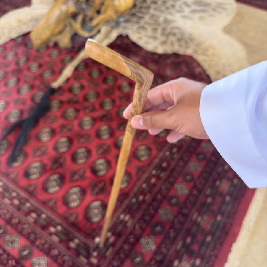 عصا عتم عماني