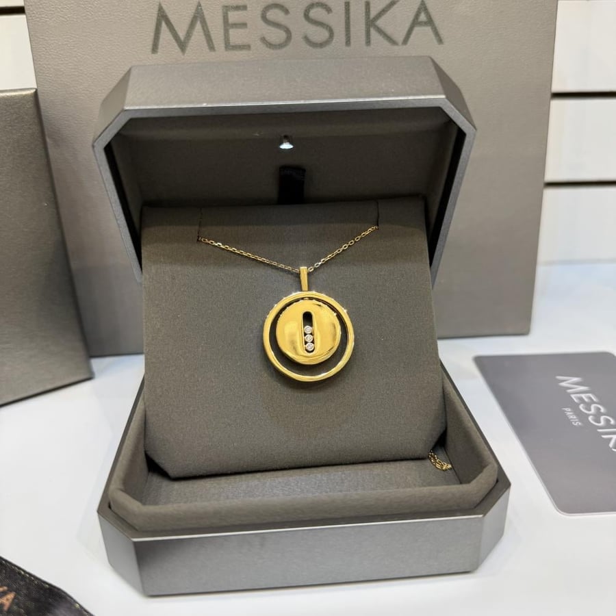 Gold necklace design MESSIKA