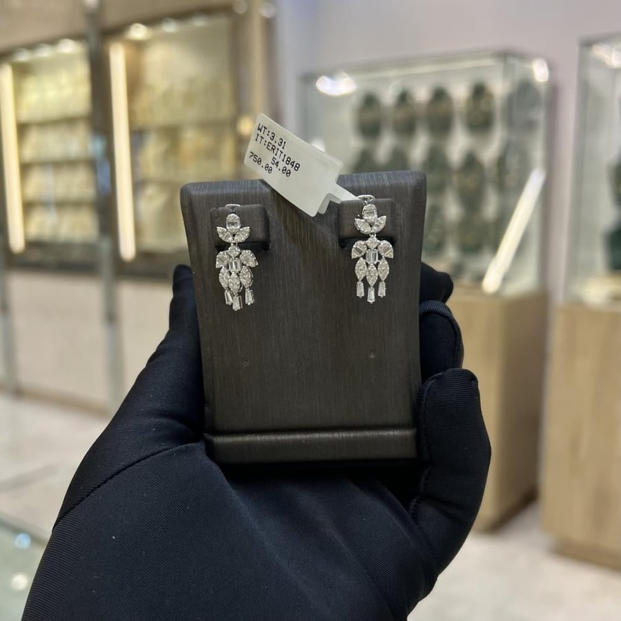 حلق ذهب ابيض