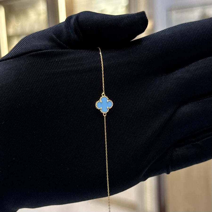 Van Clee design turquoise gold bracelet