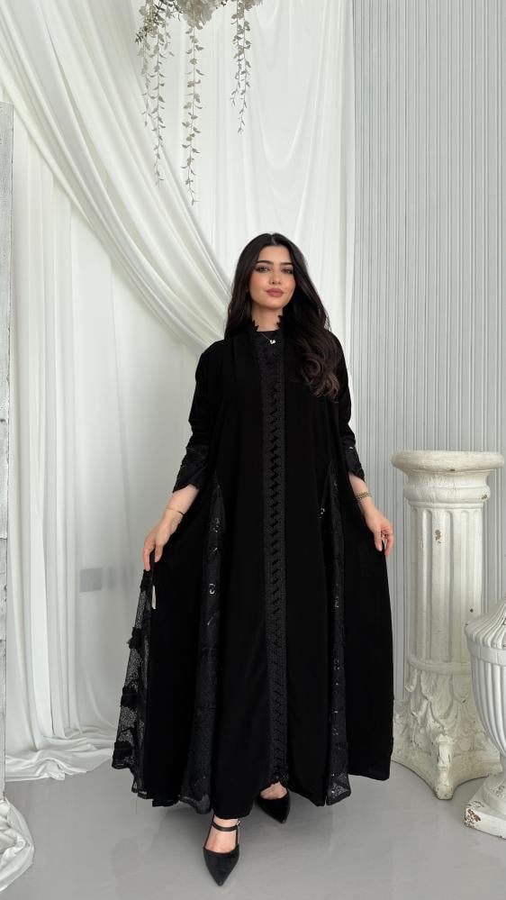 ROYAL BLACK