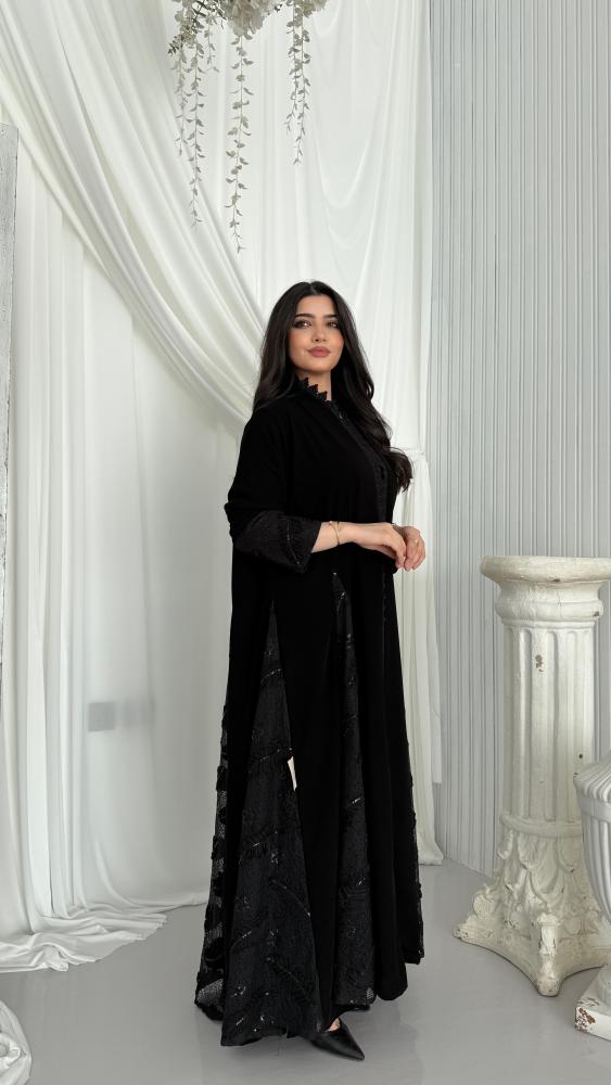 ROYAL BLACK