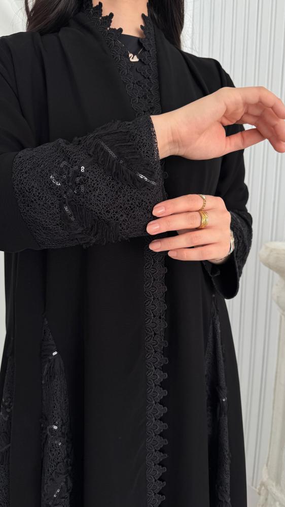 ROYAL BLACK