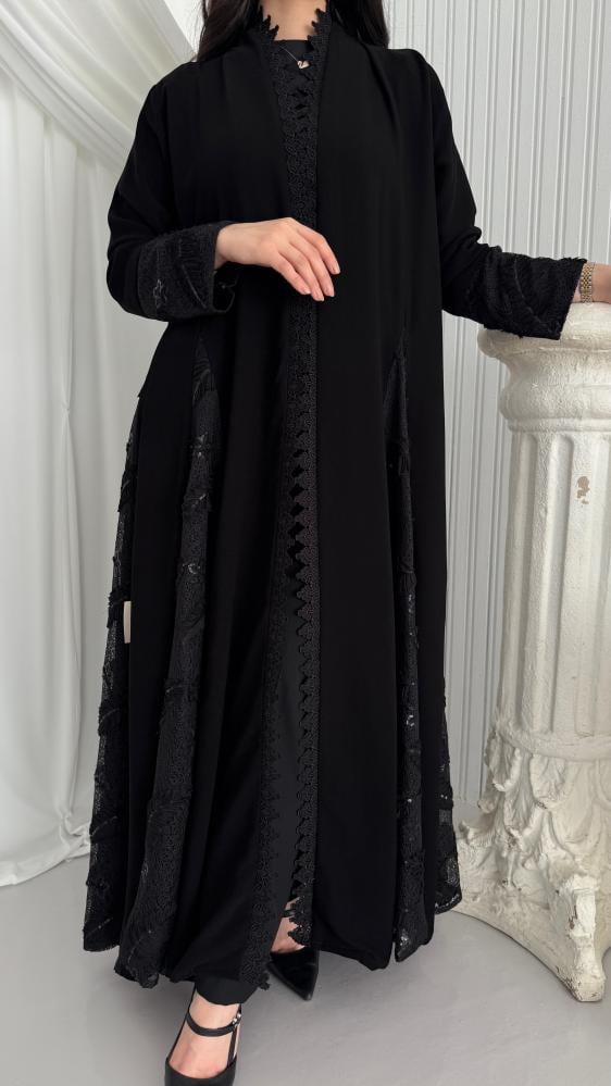 ROYAL BLACK