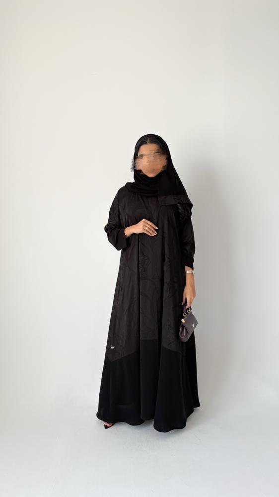 عبايه سودا نص كالوش