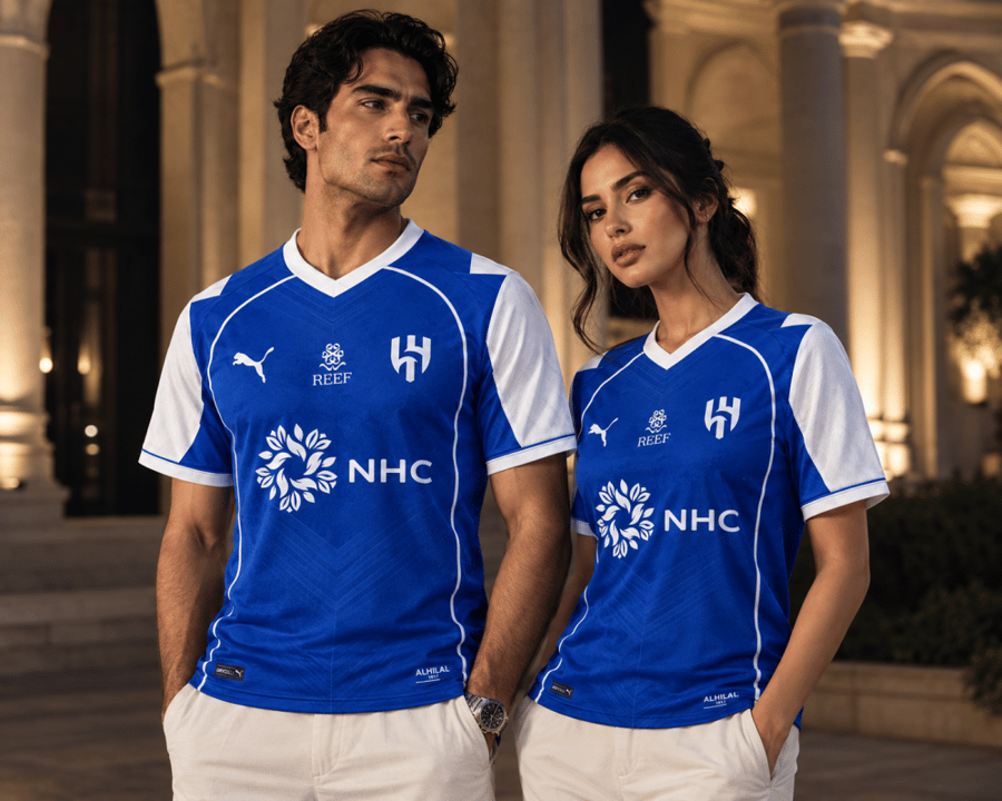 تيشيرت الهلال الخاص بالمتجر