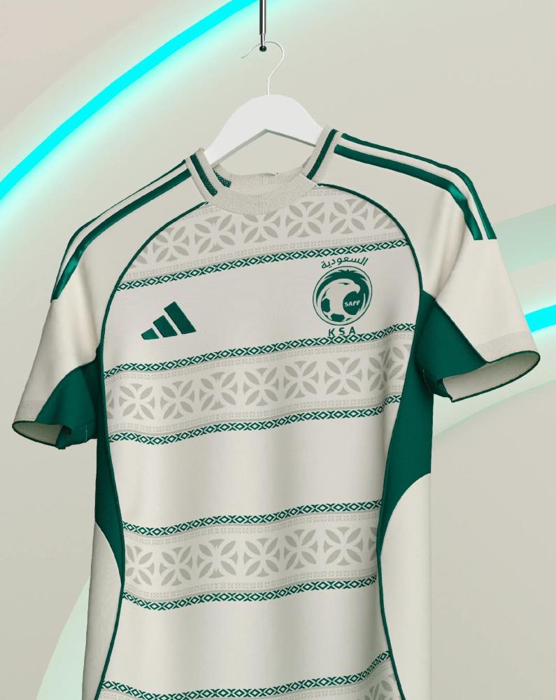 تيشيرت المنتخب السعودي الرياضي (الإصدار التراثي)