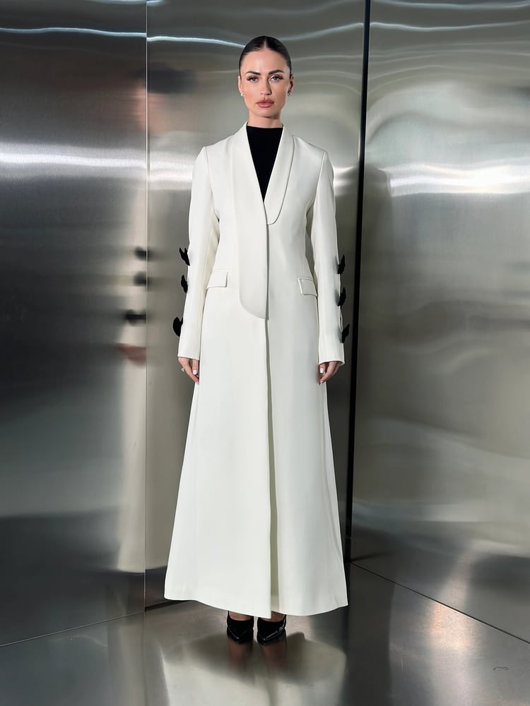 Velora | Creamy