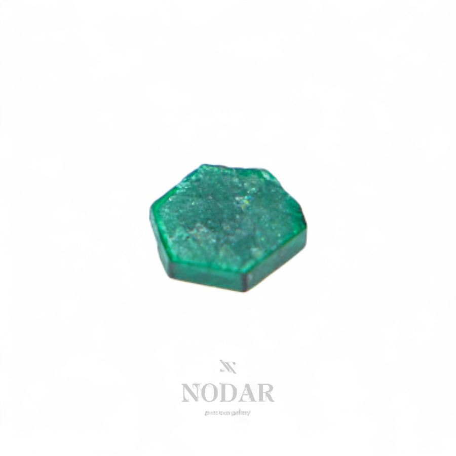 Emerald Zambian stone weighing 0.679 carats