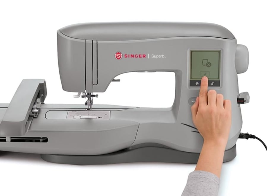 ماكينة التطريز سنجر SINGER EMBROIDERY EM200