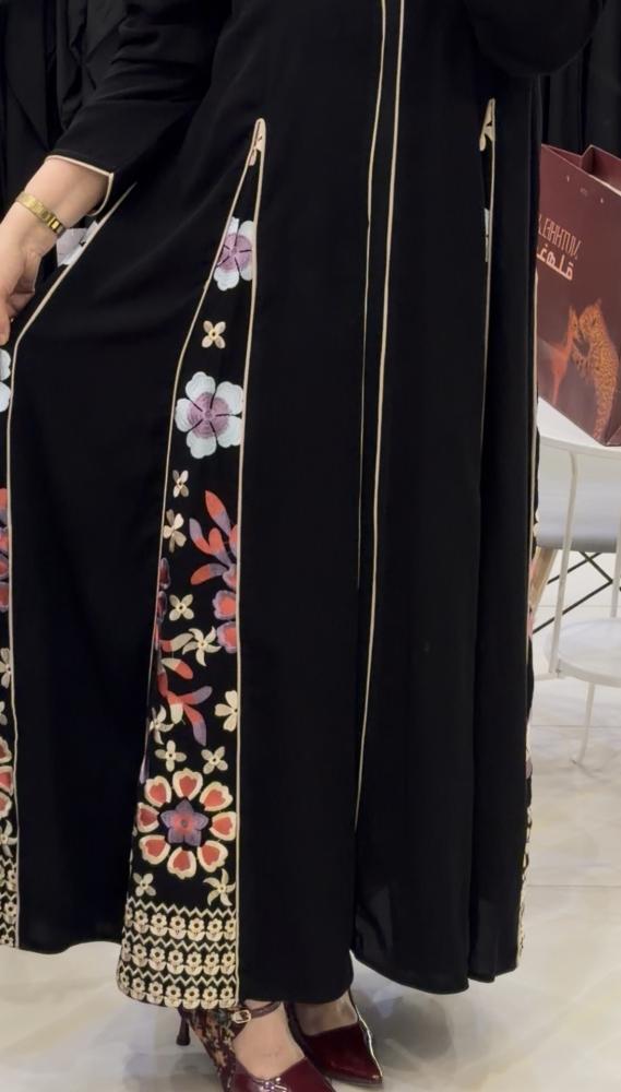 عباة الوف دبل كلوش تطريز شوقر