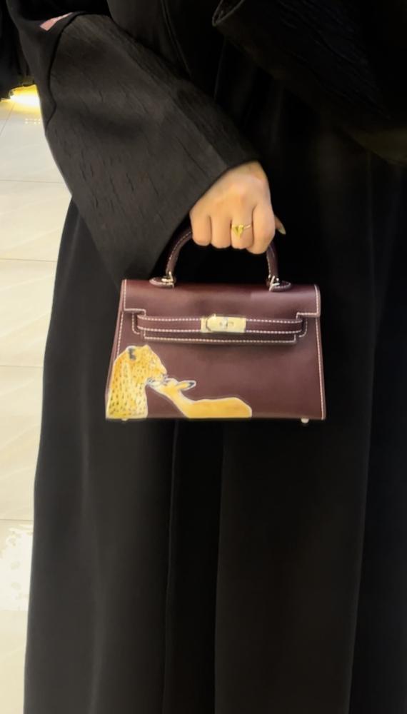 عباة كلوش كريب   لمار