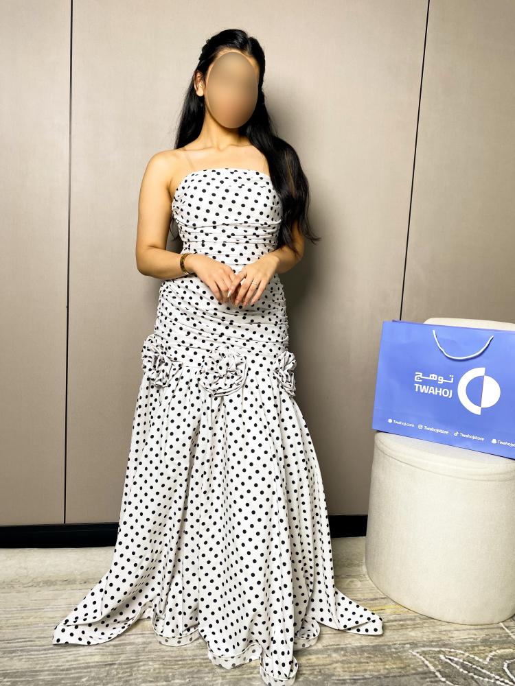 Soft silk dress with polka dots from Tawajh Fashion