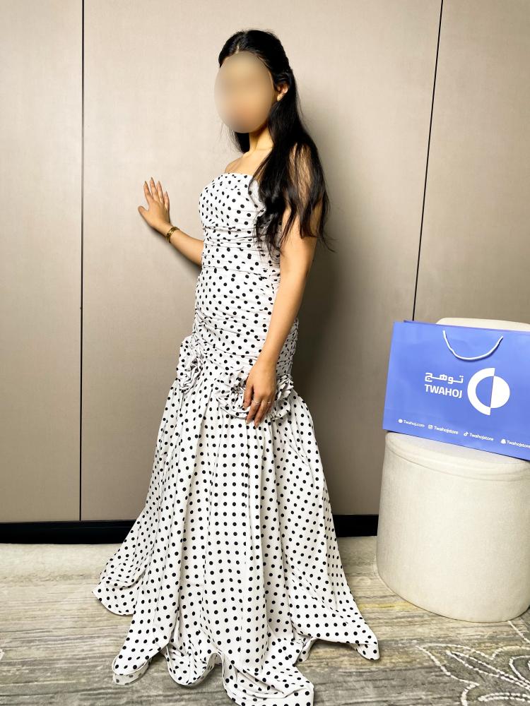 Soft silk dress with polka dots from Tawajh Fashion