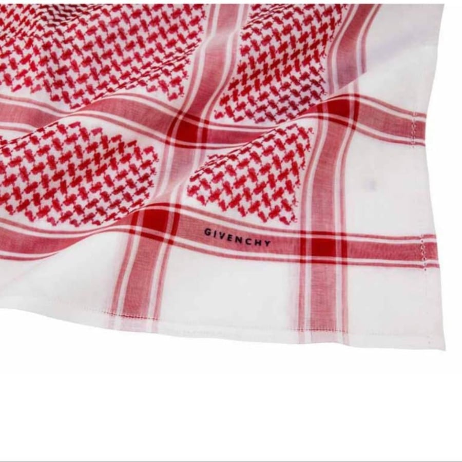 شماغين جيفنشي كلاسيك +شماغ جيفنشي أبيض