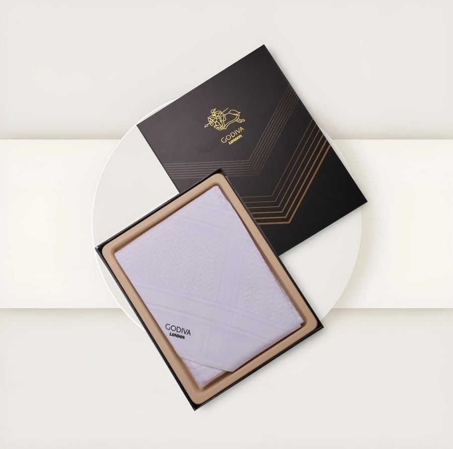 شماغ أبيض GODIVA