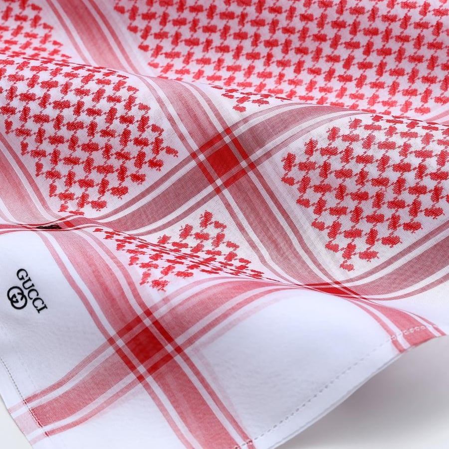 ثلاث اشمغة قوتشي كلاسيك 2026