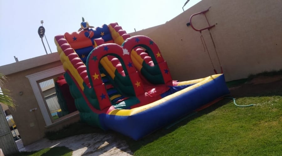 زحليقة مائية للايجار بالرياض مقاس 6 في 3 متر دنيا المرح