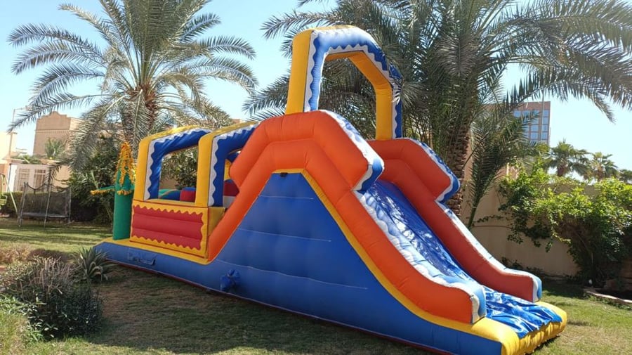 متاهة حواجز هوائية للايجار بالرياض مقاس 9 في 3 متر دنيا المرح
