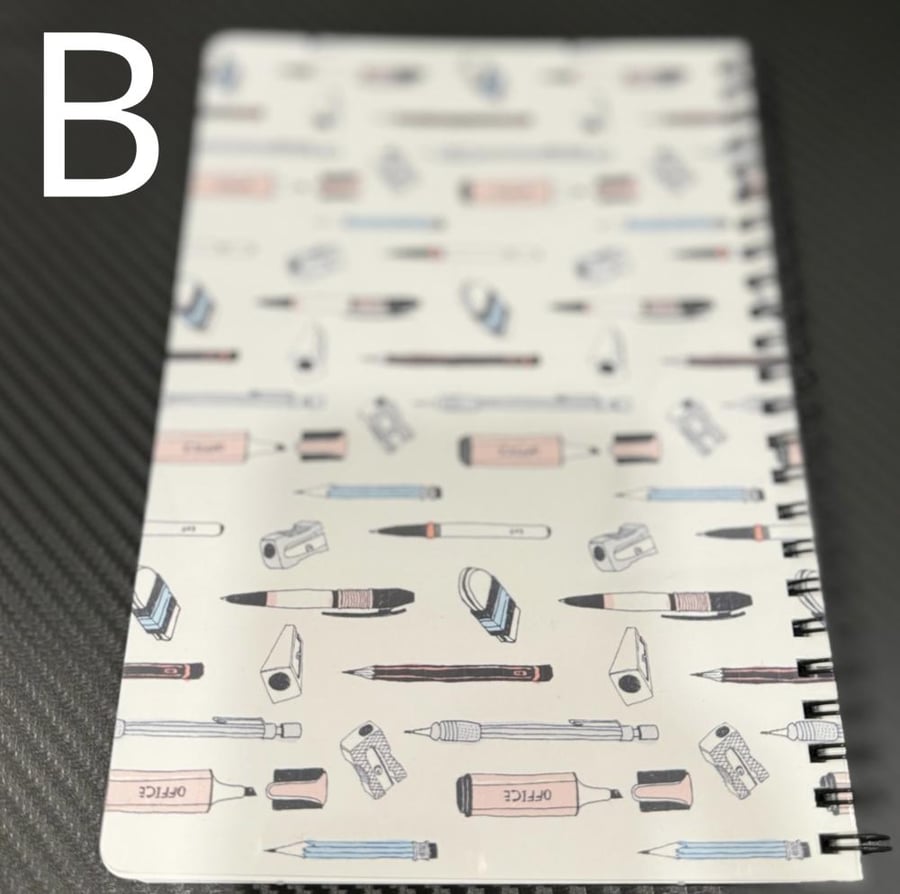 دفتر مدرسي A5 ( ٦٠ ورقة )