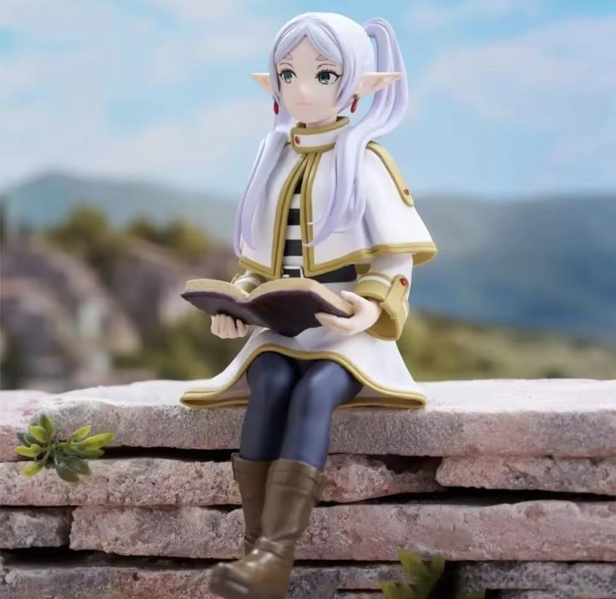 Souou No Frieren figure /مجسم فريرين كتاب