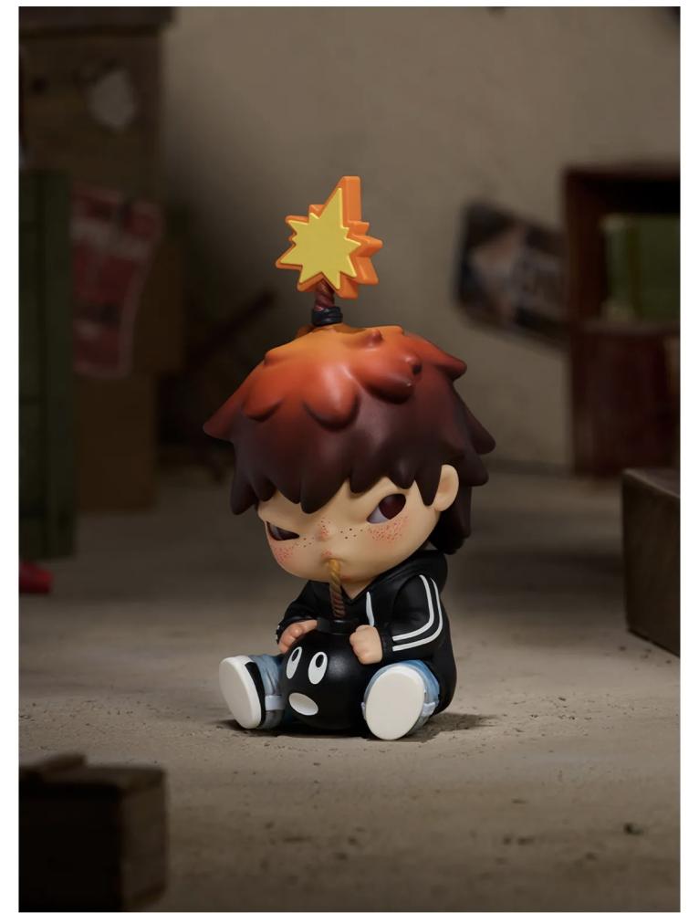 Hirono × The Hundreds Figure