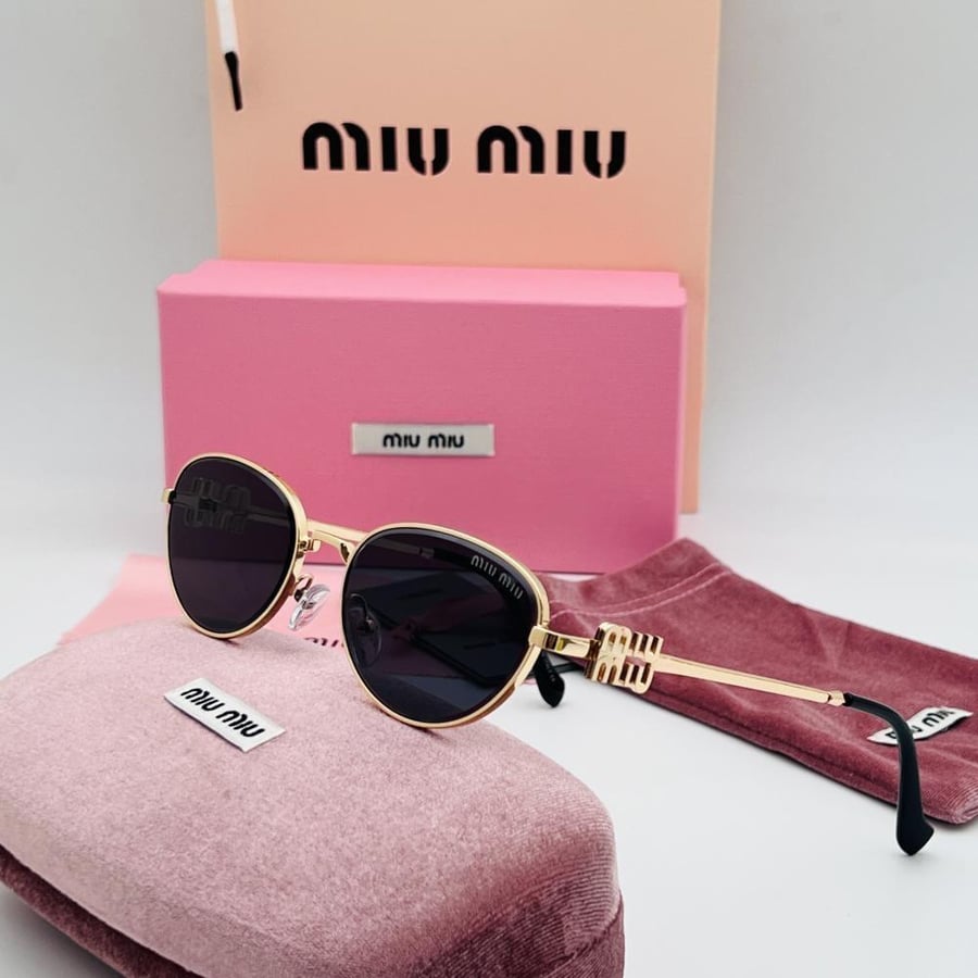 نظارة Miu Miu النسائية الفاخره
