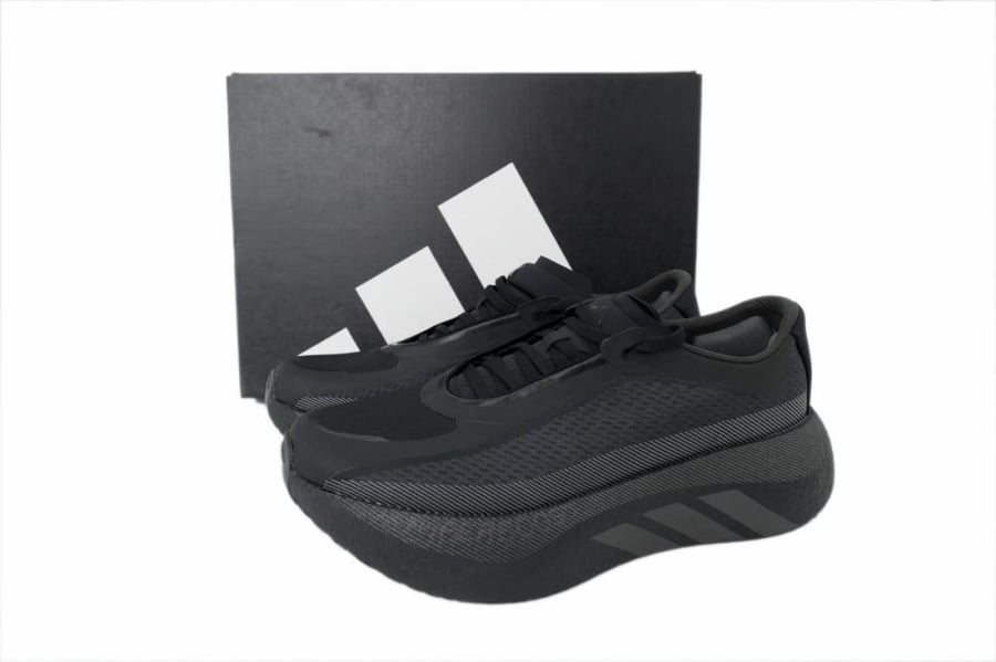 حــذاء Adidas Hyperboost الرياضي للجـري
